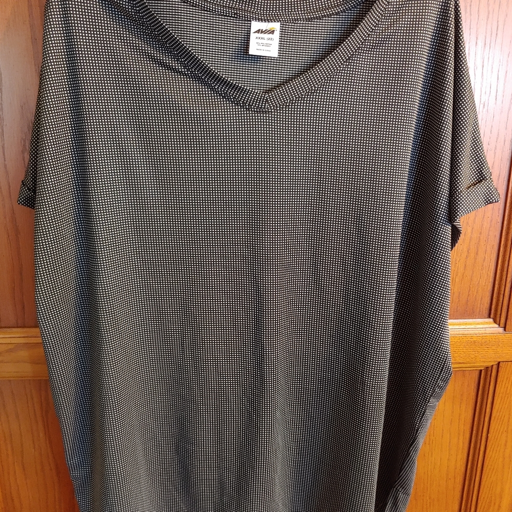 Avia tee shirt